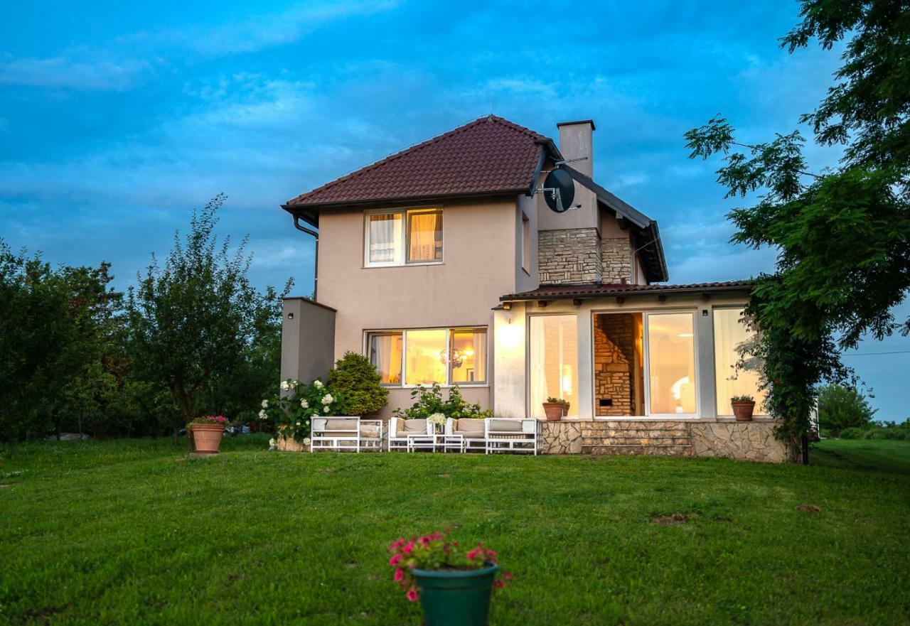 Danubio Residence Aljmaš المظهر الخارجي الصورة